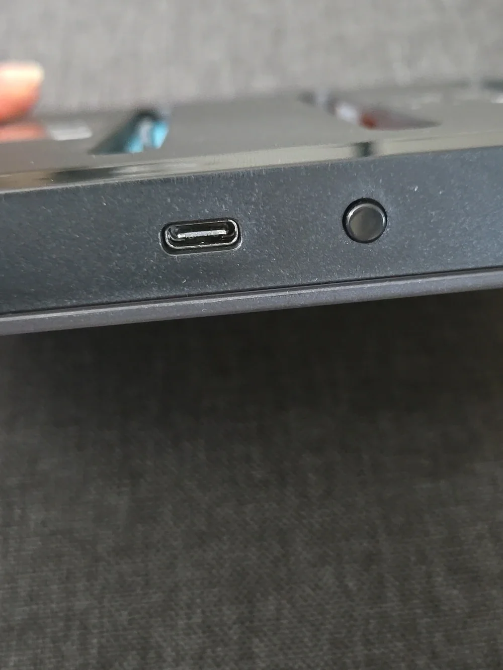 💥Dobe Charging Dock For N-S 2 Joy Pad